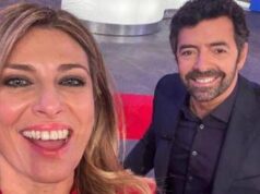 Claudia Adamo è morta, la meteorologa Rai aveva 51 anni. Alberto Matano: “Era una ragazza speciale”