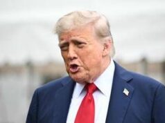 Dazi Usa-Ue, Trump: “C’è il 50% di possibilitĂ di raggiungere un accordo”
