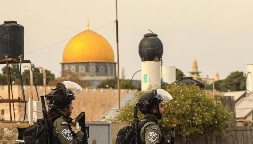 Gerusalemme, media: ancora assalto di coloni israeliani a moschea di al-Aqsa