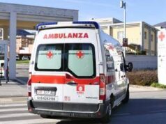 Lecce, malore in auto mentre aspetta moglie sotto sole: muore a 35 anni
