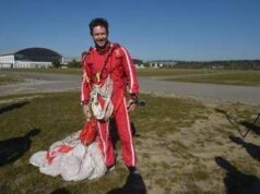 Malore durante volo con parapendio, muore base jumper Felix Baumgartner