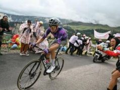 O’Connor vince in solitaria la tappa regina del Tour de France, Pogacar stacca Vingegaard