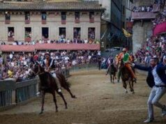 Palio di Siena oggi 2 luglio, contrade al via e come vederlo in tv