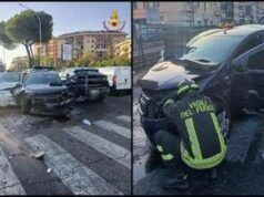 Roma, scontro fra 4 auto sulla Casilina: feriti i conducenti