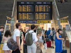 Sciopero, anche oggi stop dei treni: orari, fasce garantite e rimborsi