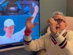 Sinner vince Wimbledon, l’entusiasmo e l’inchino di Barbieri