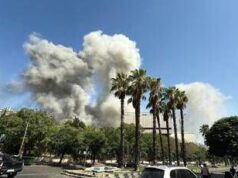 Siria, Israele attacca quartier generale comando militare a Damasco: “I colpi piĂą duri sono iniziati”