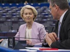 Ue, Sefcovic: “Dazi al 30% proibitivi per scambi commerciali con Usa”