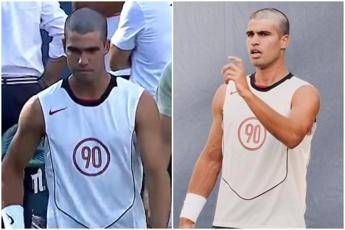 Alcaraz si rasa a zero: “Sembra Beckham”. Ma il nuovo look non piace a tutti