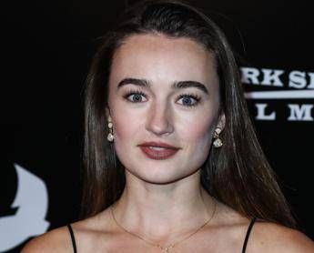 Morta Kelley Mack, attrice di ‘The Walking Dead’: aveva 33 anni