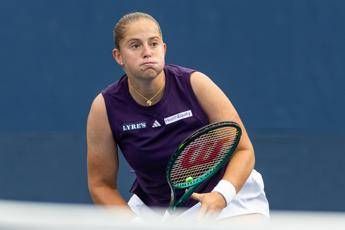 Ostapenko, accuse di razzismo agli Us Open. Osaka: “Non conosce la storia”, lei si difende
