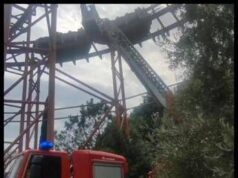 Paura a Cinecittà World, guasto alle montagne russe: bloccati in cima per ore