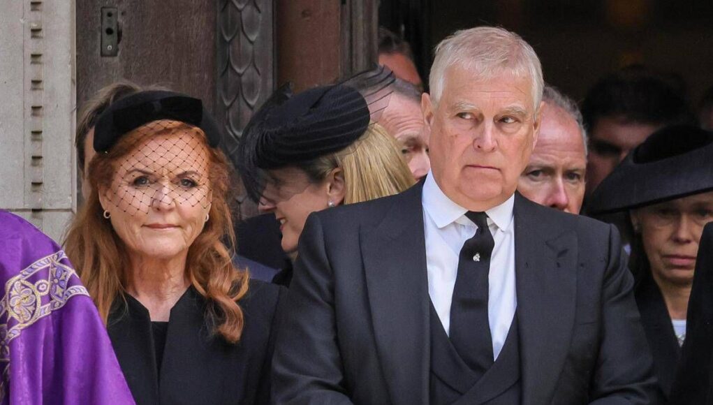 Andrea e Sarah “non sono più i benvenuti” da Annabel’s, la decisione del club più elegante di Londra