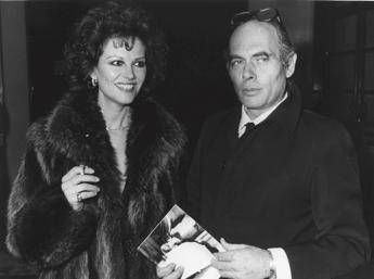 Claudia Cardinale, una vita privata tra ombre e luci