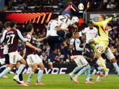 Europa League, Bologna ko 1-0 in trasferta con l’Aston Villa: decide McGinn