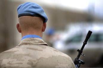 Libano, Unifil denuncia attacco Israele: “Granate Idf vicino a Caschi Blu”