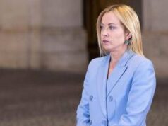Meloni, l’elogio del Telegraph: “Ha trasformato l’Italia in oasi di stabilità”