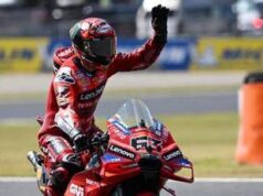 MotoGp, il ritorno di Bagnaia: Pecco vince la Sprint in Giappone, secondo Marquez