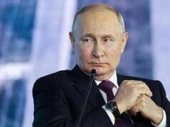 Putin, compleanno di guerra: “Russia avanti tutta, Ucraina spalle al muro”