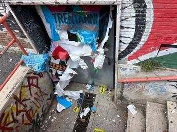 Roma, bomba carta esplode davanti ingresso centro sociale ‘La Strada’