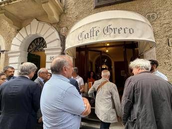 Roma, sfratto rinviato per il Caffè Greco: esecuzione slitta dopo il 26 novembre