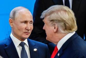 Ucraina, negoziati con la Russia in pausa. Trump: “Con Putin sta finendo la pazienza”