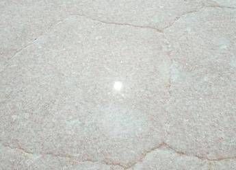 Bolivia, spiegato ‘effetto specchio’ della distesa salata Salar de Uyuni