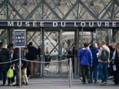 Colpo al Louvre, fermati due sospetti per il furto dei gioielli della corona