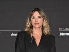 Francesca Barra nuda su sito per adulti: “Immagini create con IA”