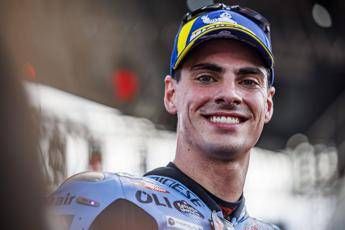 Gp Indonesia, prima vittoria per Aldeguer. Marc Marquez cade e rimedia una frattura