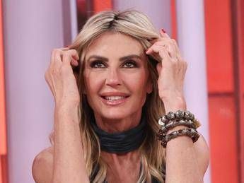 Nathalie Caldonazzo si sposa, la scelta dopo 11 mesi d’amore con Filippo