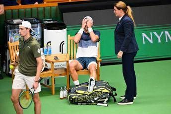 Rune, lacrime a Stoccolma: abbandona il campo per la rottura del tendine d’Achille