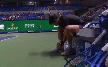 Shanghai, Munar resta senza calzini per il caldo e chiede aiuto al coach – Il video