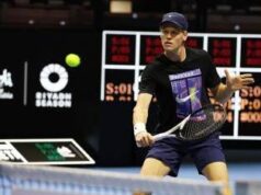 Sinner, ‘rinascita’ al Six Kings Slam. Jannik torna in campo senza manicotto