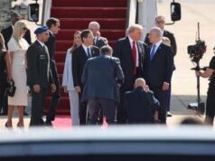 Trump arrivato alla Knesset. A Netanyahu e Herzog: “E’ il vostro giorno migliore”