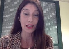 Tumore al polmone con Egfr mutato, oncologa: “Sopravvivenza a 4 anni con cura combinata”