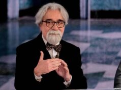 Addio a Peppe Vessicchio, il celebre direttore d’orchestra aveva 69 anni