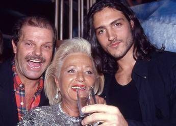 Adelina Tattilo, chi era la donna che con ‘Playmen’ sfidò l’erotismo patinato di ‘Playboy’