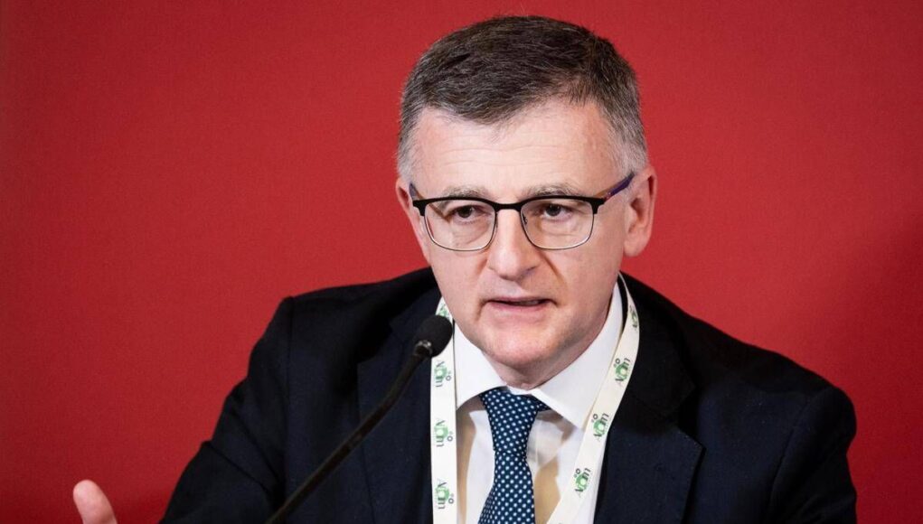 Aiom, Nicola Silvestris eletto segretario degli oncologi italiani