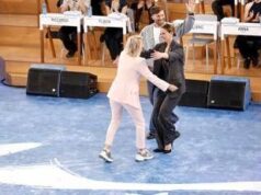 Amici, oggi domenica 2 novembre puntata con 2 sfide