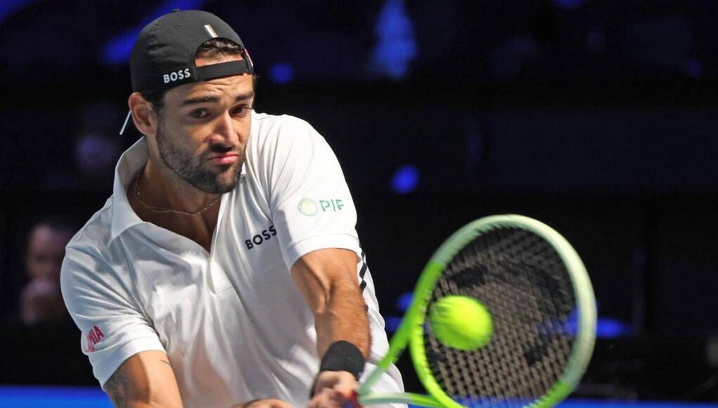 Atp Finals, anche Berrettini si allena a Torino. Prima il calcio tennis, poi il saluto con l’ex coach Santopadre