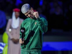 Atp Finals, gioca Sinner ma… viene premiato Alcaraz. A Carlos la coppa del numero uno