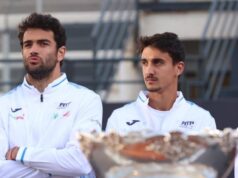 Berrettini, calcio-tennis con Sonego alle Atp Finals. E Zverev (in panchina) se la ride…