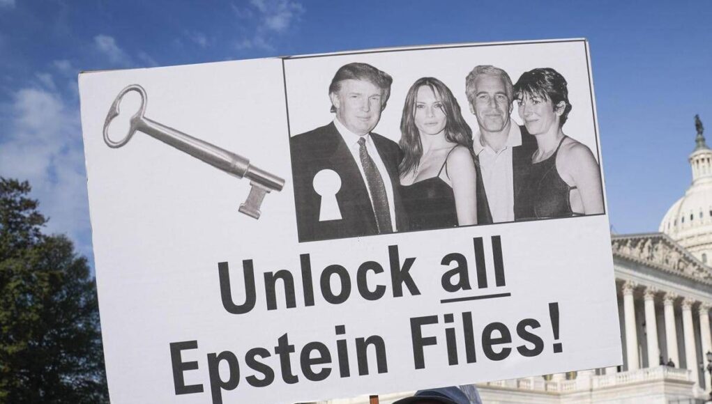 Caso Epstein, Trump firma la legge per la pubblicazione dei file