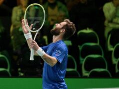 Coppa Davis, il clamoroso errore di Moutet costa l’eliminazione alla Francia – Il video