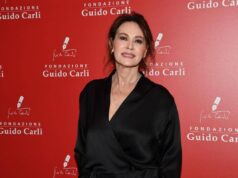 Elena Sofia Ricci: “Io abusata a 12 anni. La separazione? Sono tornata a vivere”