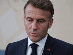 Francia, Macron presenta nuovo servizio militare volontario: “Mobilitazione per Difesa”