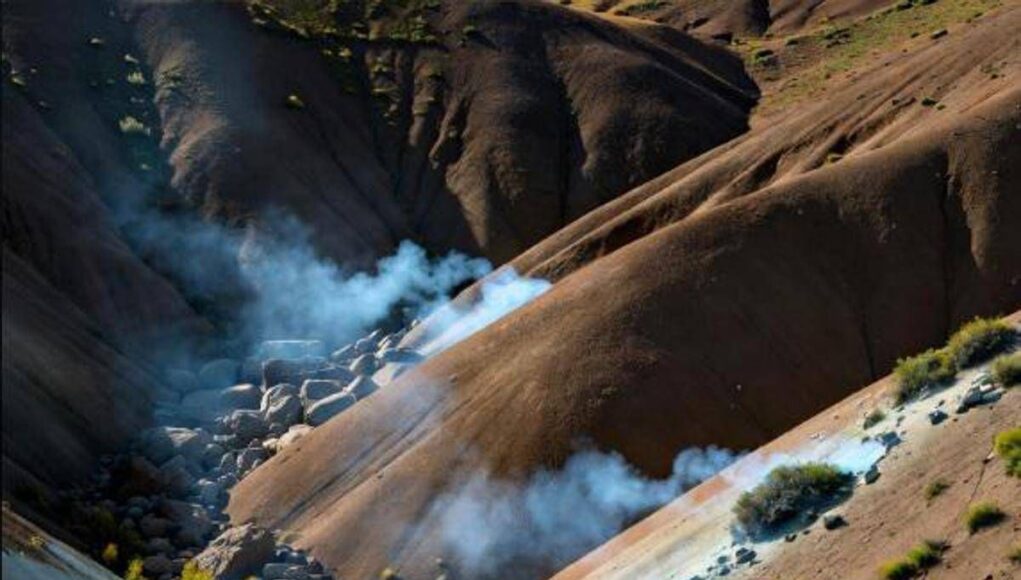 Il vulcano addormentato da 700mila anni si risveglia? La ricerca in Iran