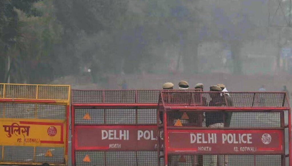 India, attentato Forte Rosso: identificato uomo alla guida dell’autobomba, 13 i morti