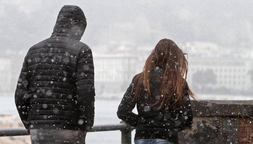 Meteo, arriva la prima irruzione polare: neve fino a bassa quota